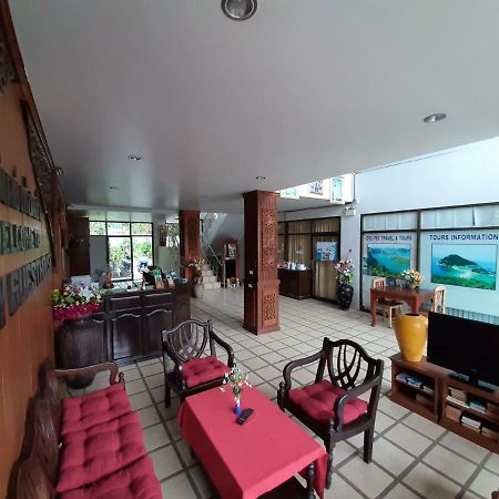 Holiday Guest House Chaweng  Exterior photo