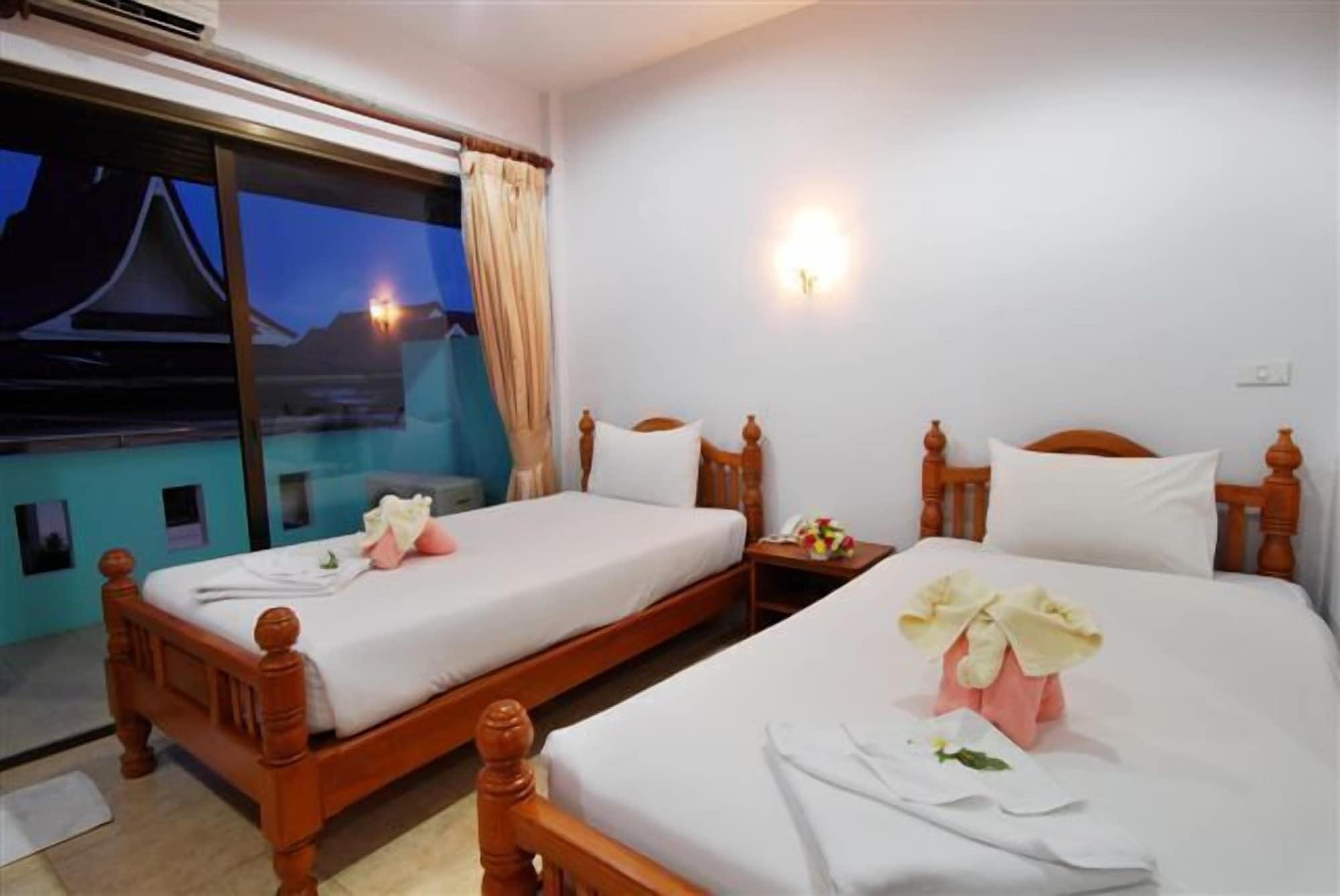 Holiday Guest House Chaweng  Exterior photo