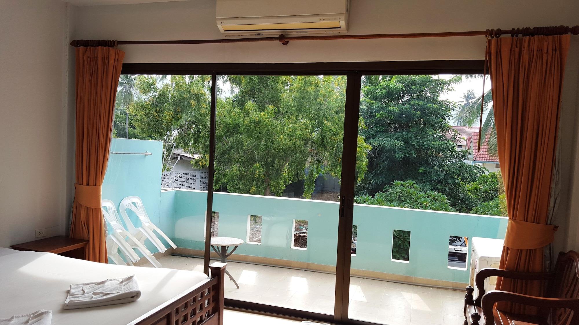 Holiday Guest House Chaweng  Exterior photo